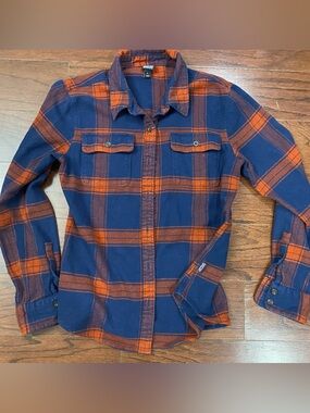 Patagonia Women's Fjord Plaid Flannel Shirt Size Small Gorpcore Hiking Outdoor